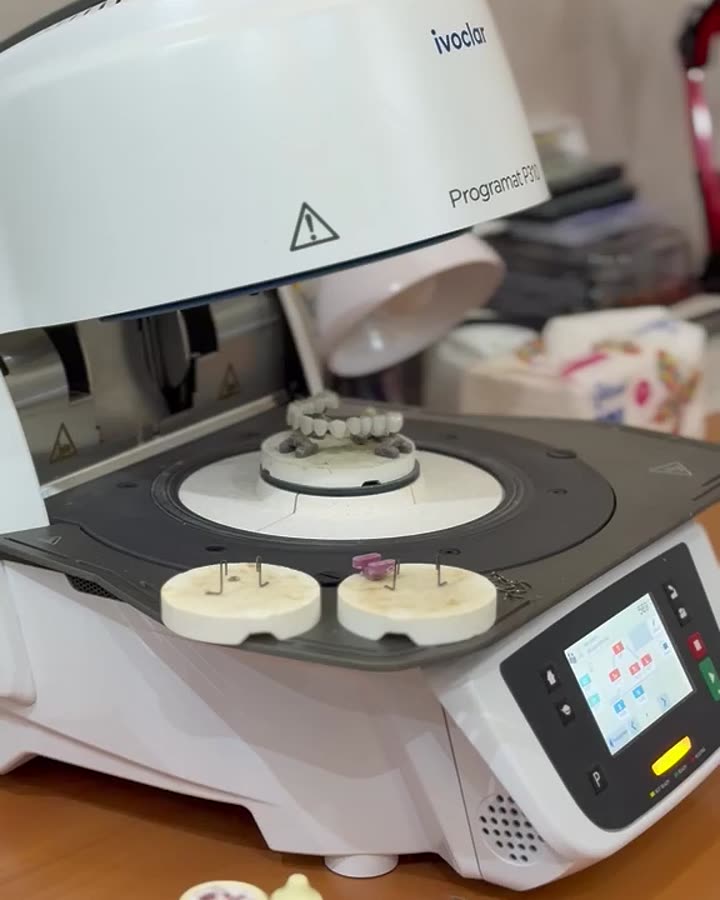 Four de cuisson céramique au laboratoire Labo Oumi